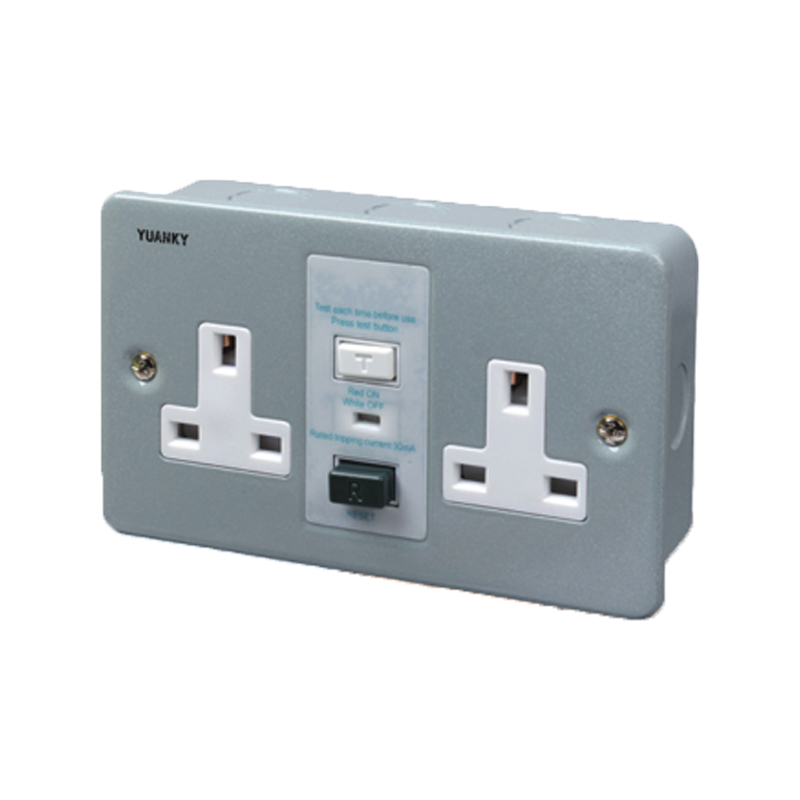 RCD Protected Safety Wall Switch Socket UK 13A 30ma 13A MAX Standard Grounding 