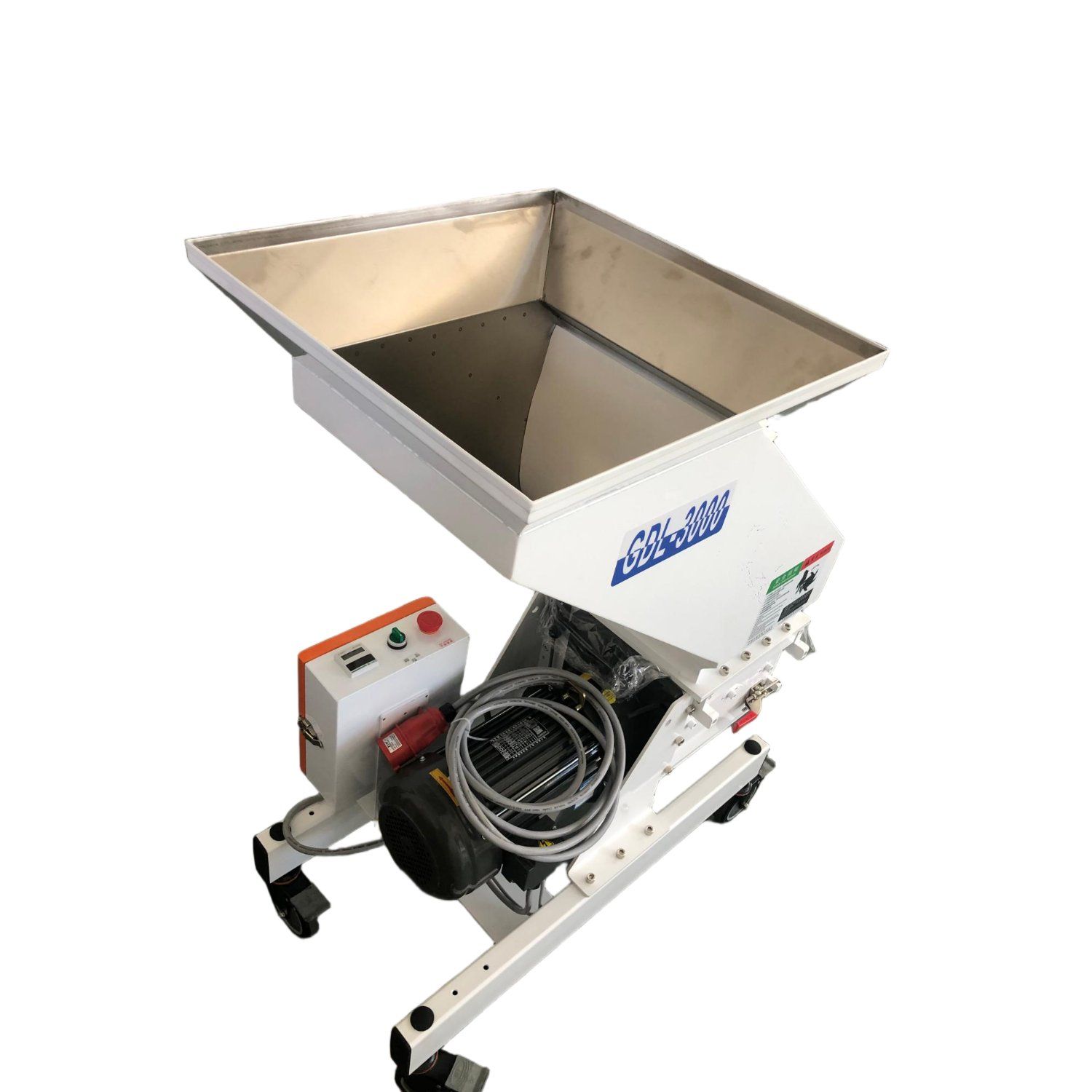 YUANKY GDL Series GDL-3000 Concasseur efficace et silencieux &agrave; basse vitesse &agrave; c&ocirc;t&eacute; de la presse 3,7 kW  2,2 kW, 150 tr/min, capacit&eacute; de concassage 70-150 (kg  h), granulateur &agrave; c&ocirc;t&eacute; de la machine